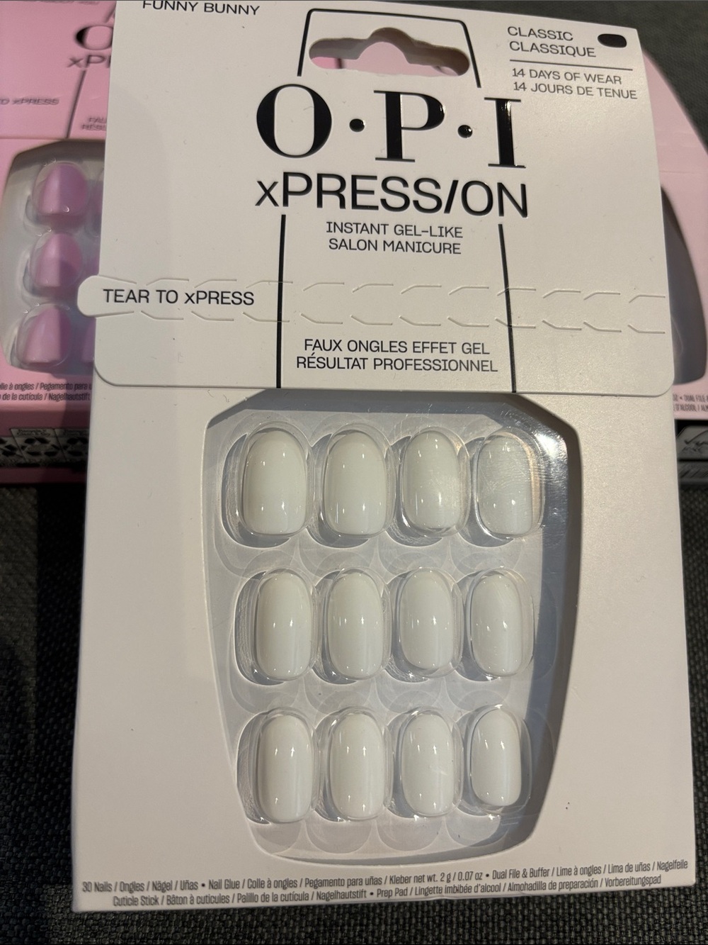 xPRESS/ON Instant Gel-Like False Nails in White ‘FUNNY BUNNY’